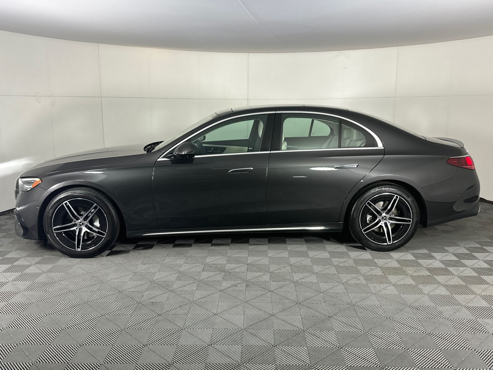 2024 Mercedes-Benz E-Class E 350 6