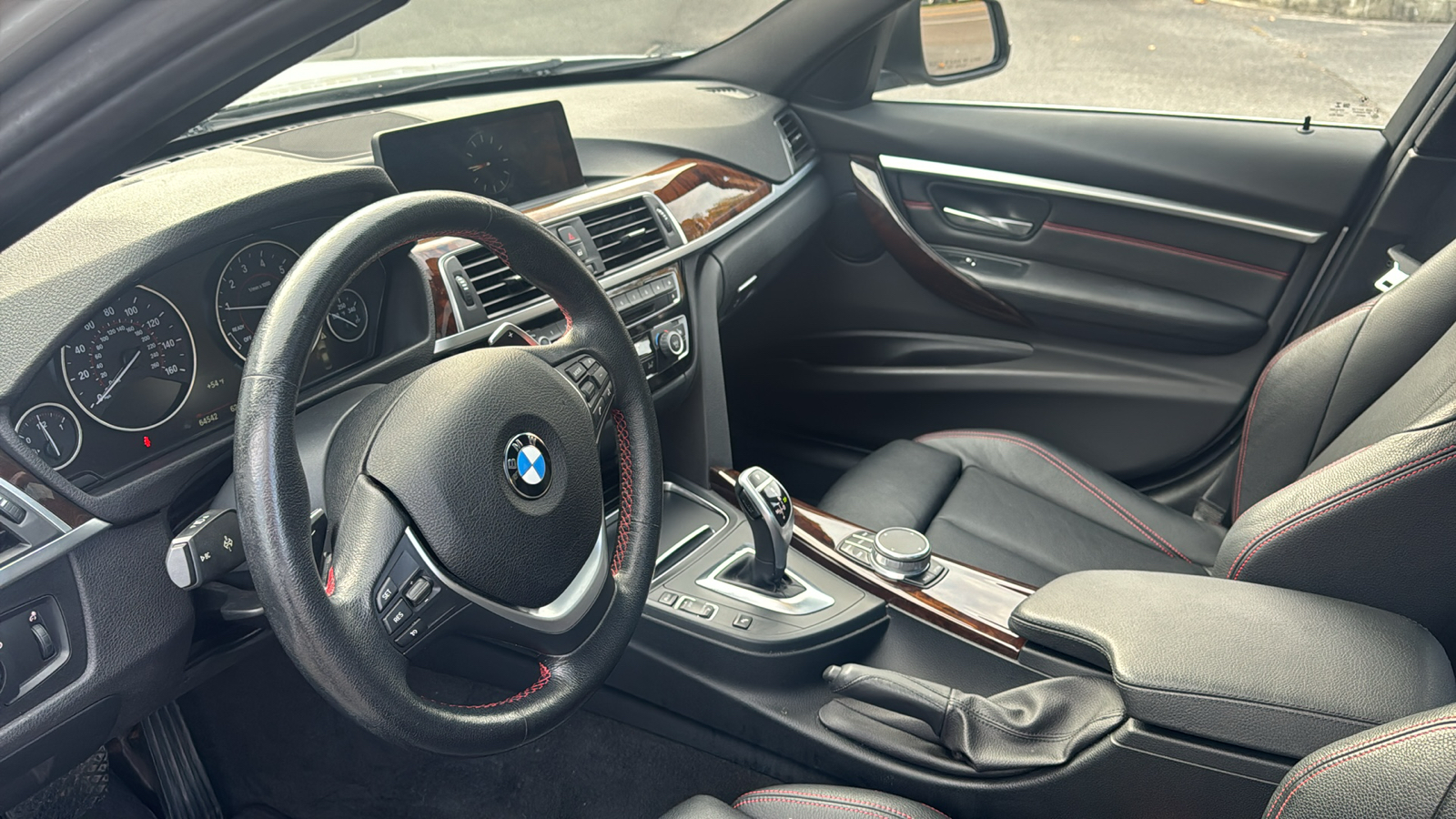 2017 BMW 3 Series 330i xDrive 14