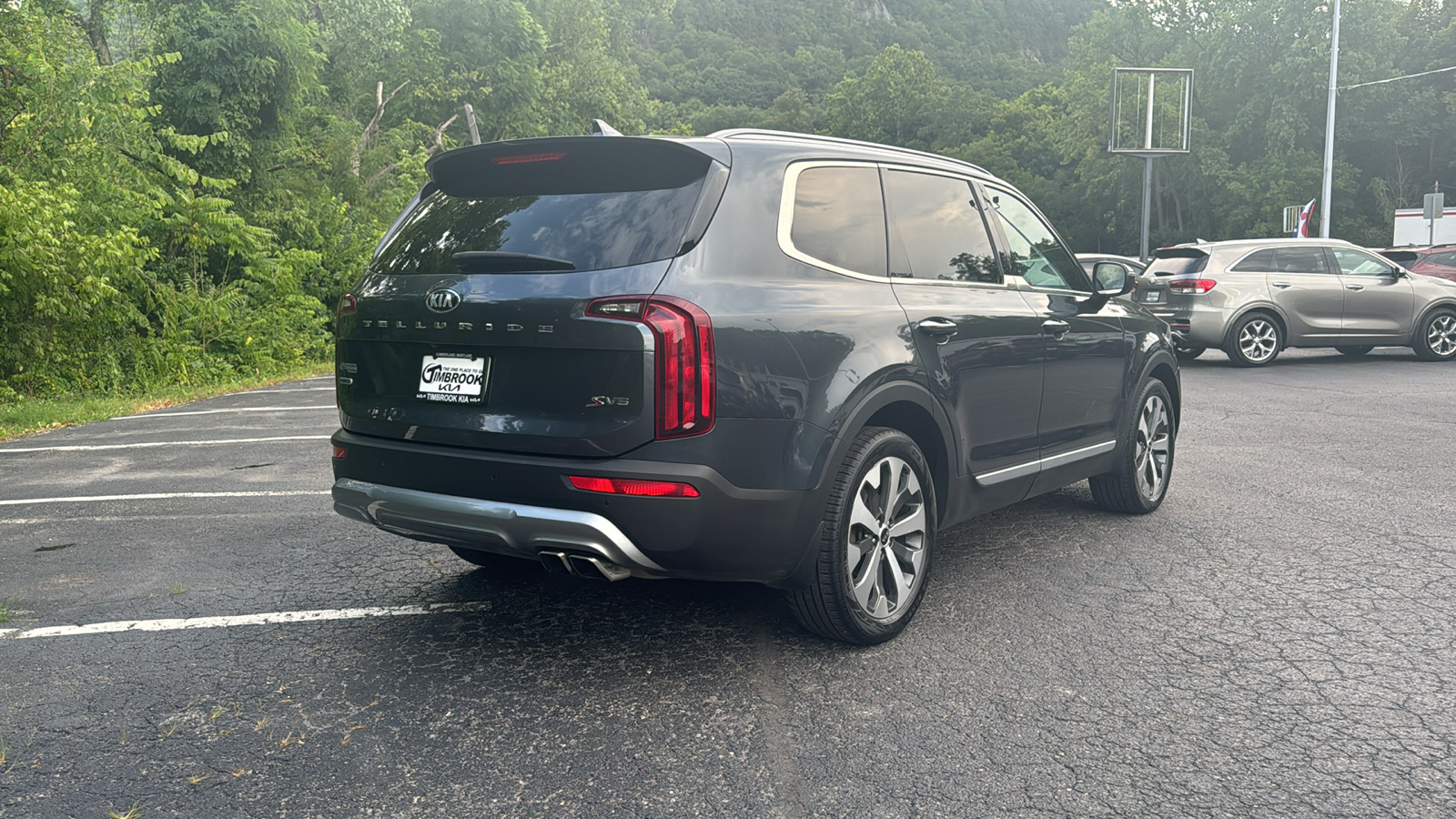 2020 Kia Telluride S 3