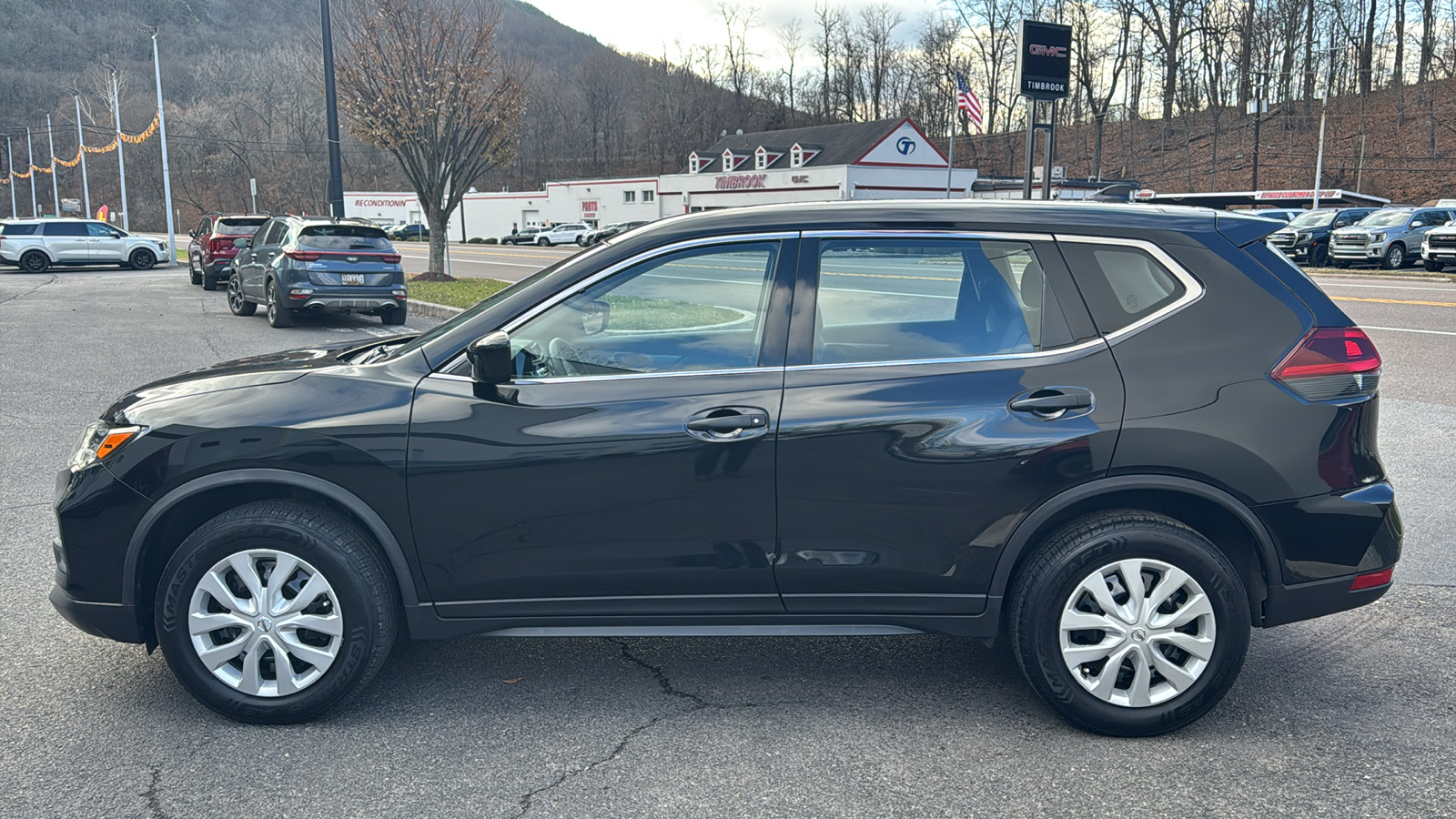 2020 Nissan Rogue S 6