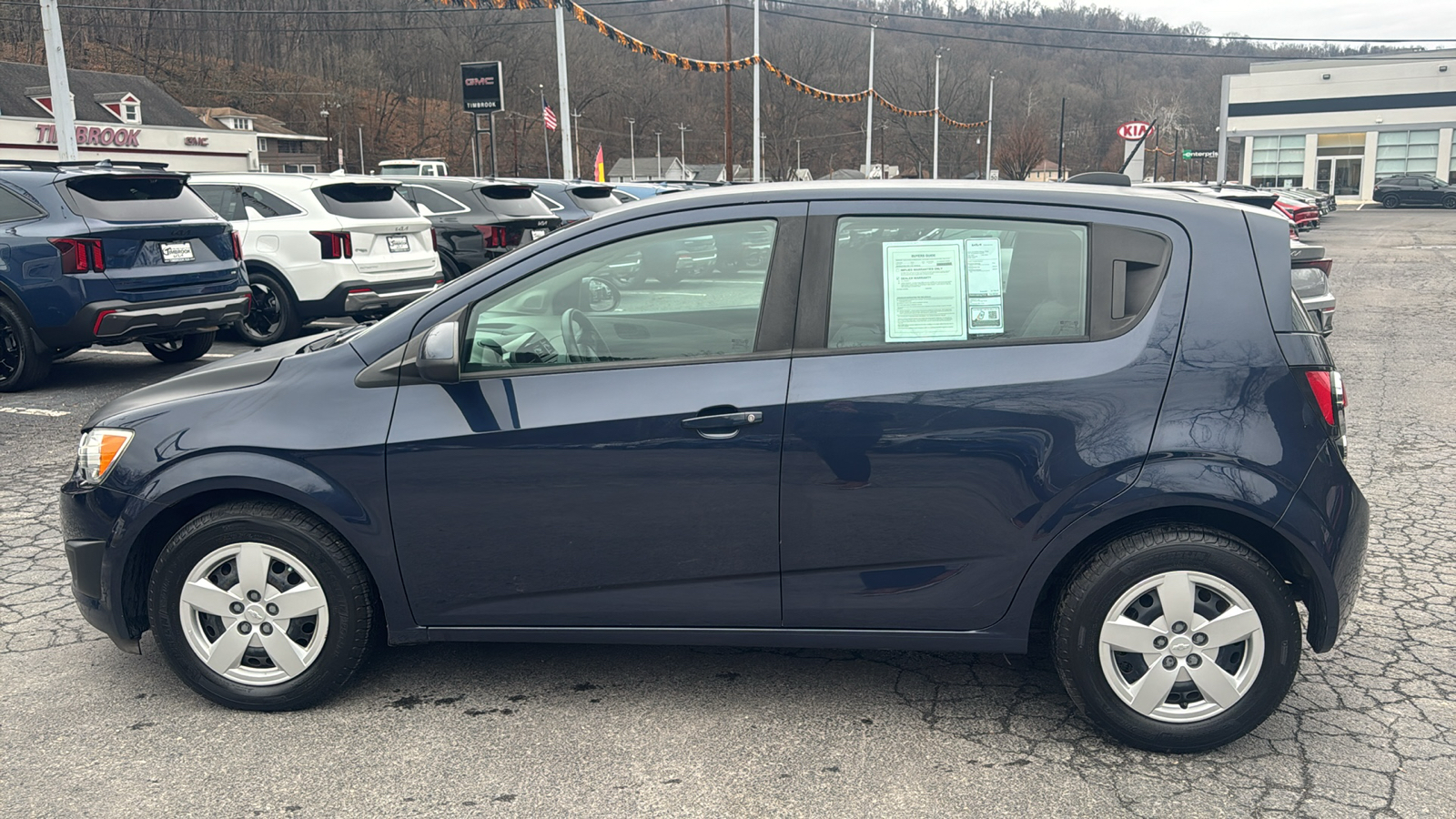 2015 Chevrolet Sonic LS 6