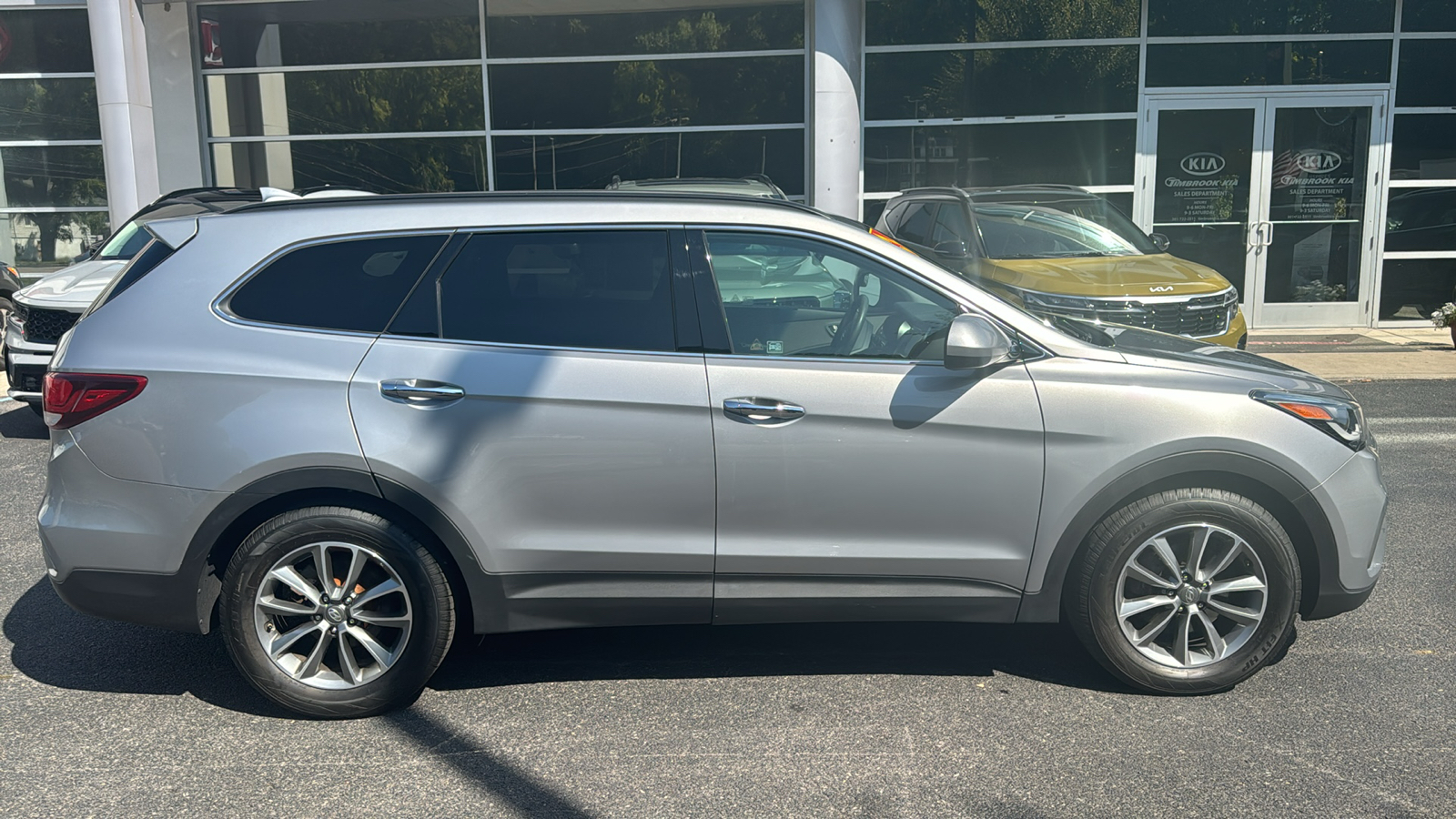 2017 Hyundai Santa Fe SE 2