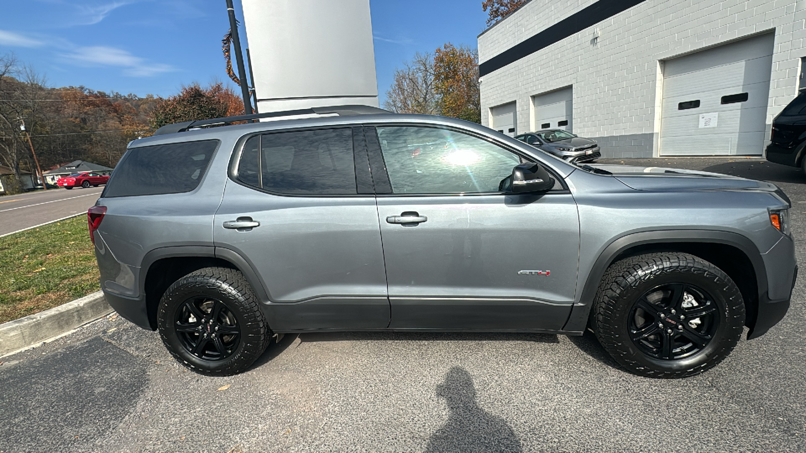 2021 GMC Acadia AT4 2