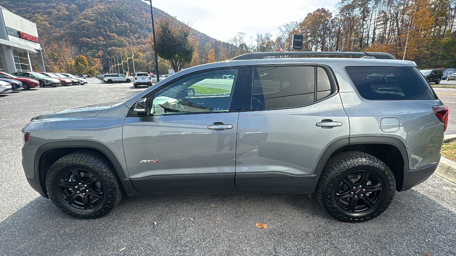 2021 GMC Acadia AT4 7