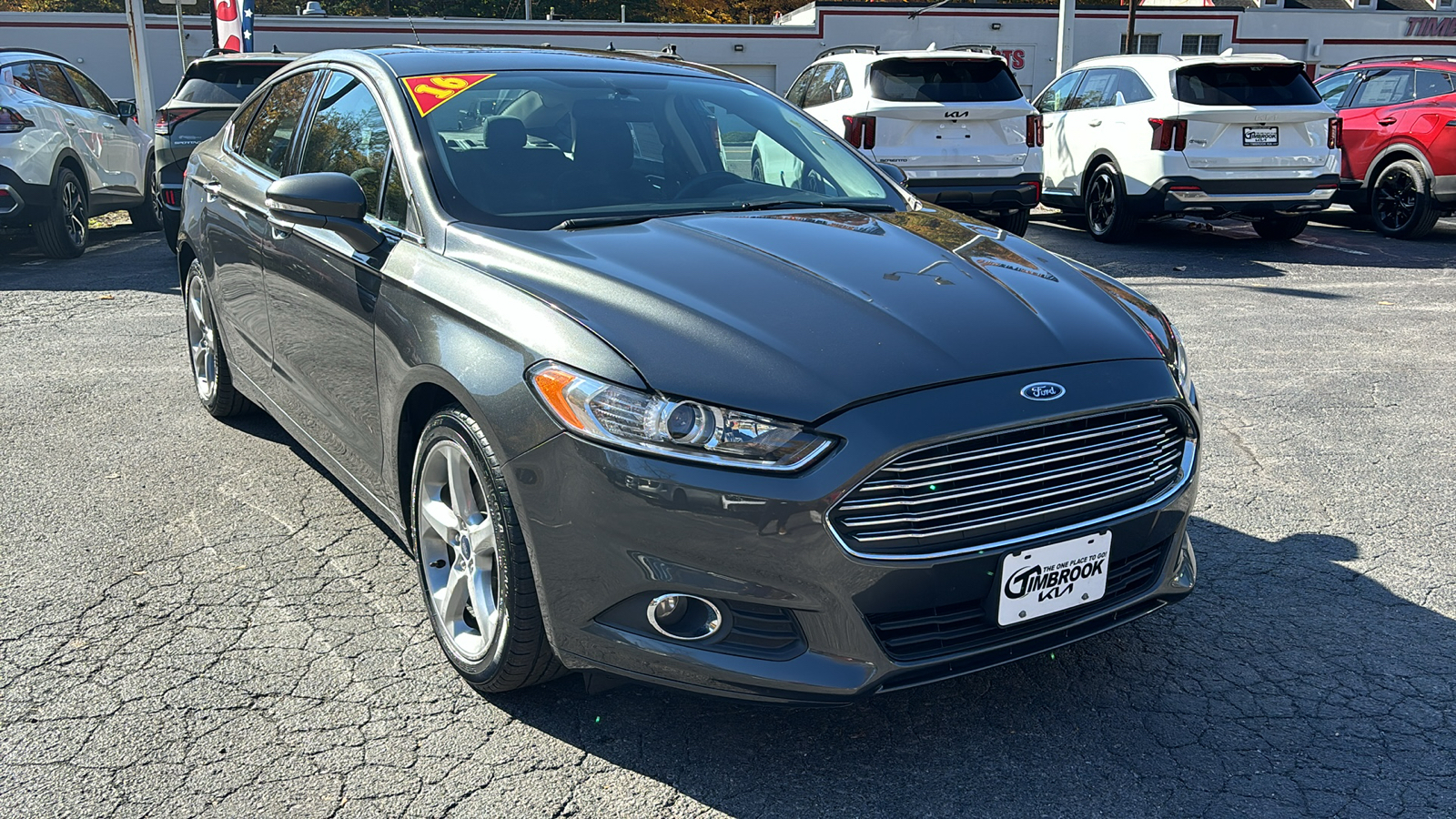 2016 Ford Fusion SE 1