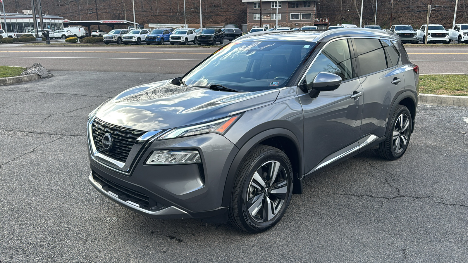 2023 Nissan Rogue SL 7