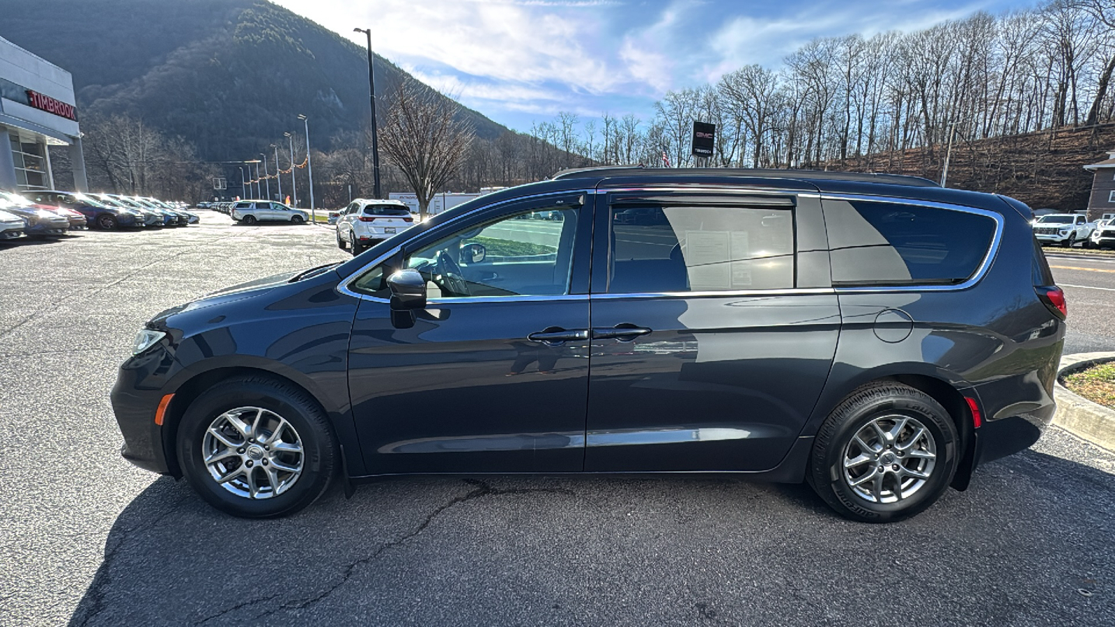 2021 Chrysler Pacifica Touring 6