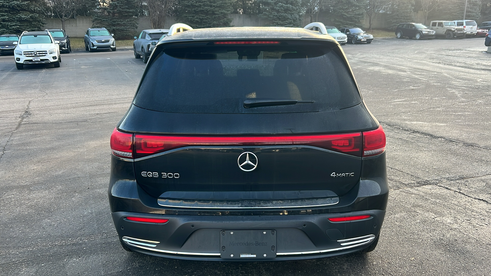 2023 Mercedes-Benz EQB 300 5