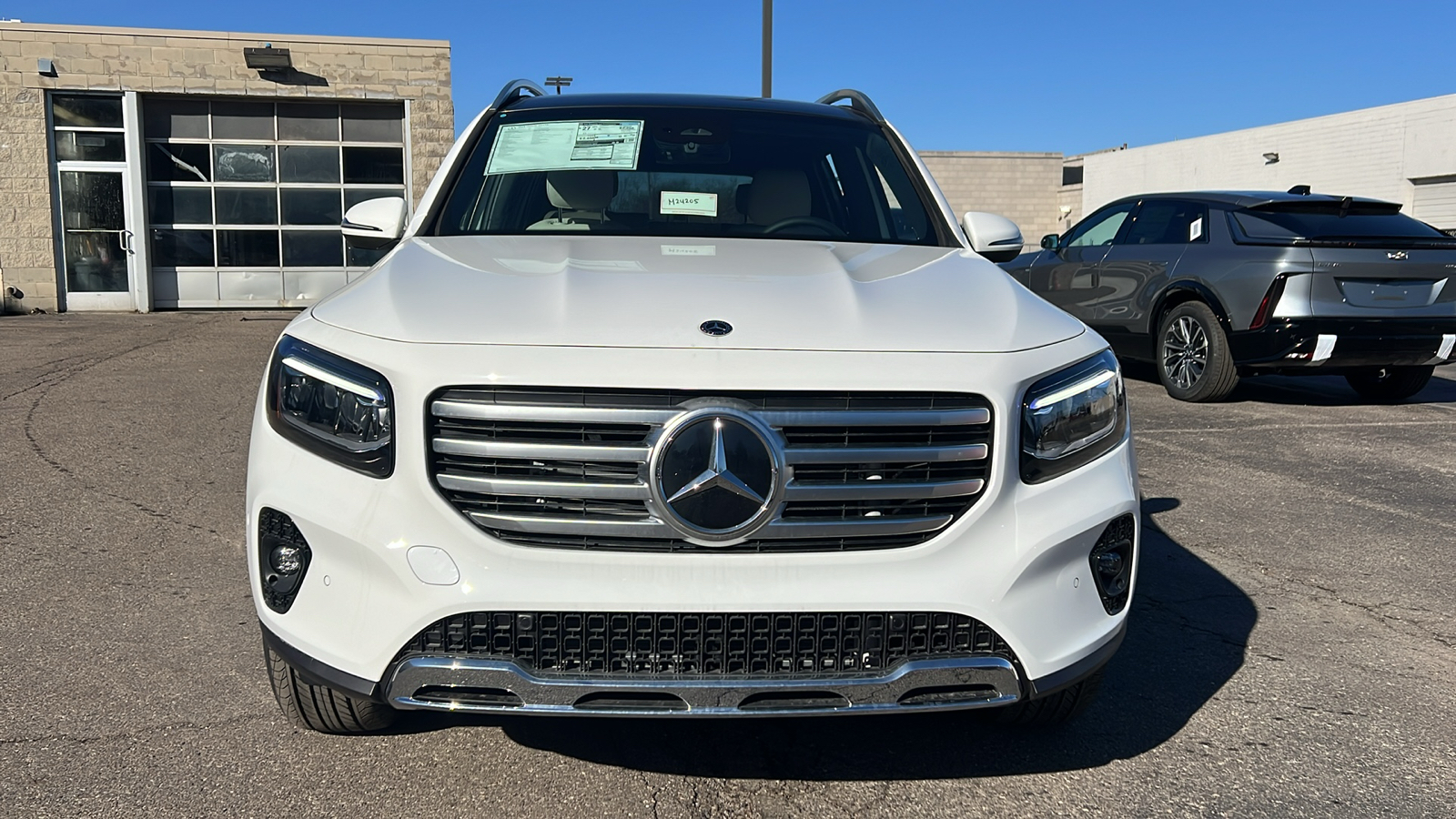 2024 Mercedes-Benz GLB GLB 250 8