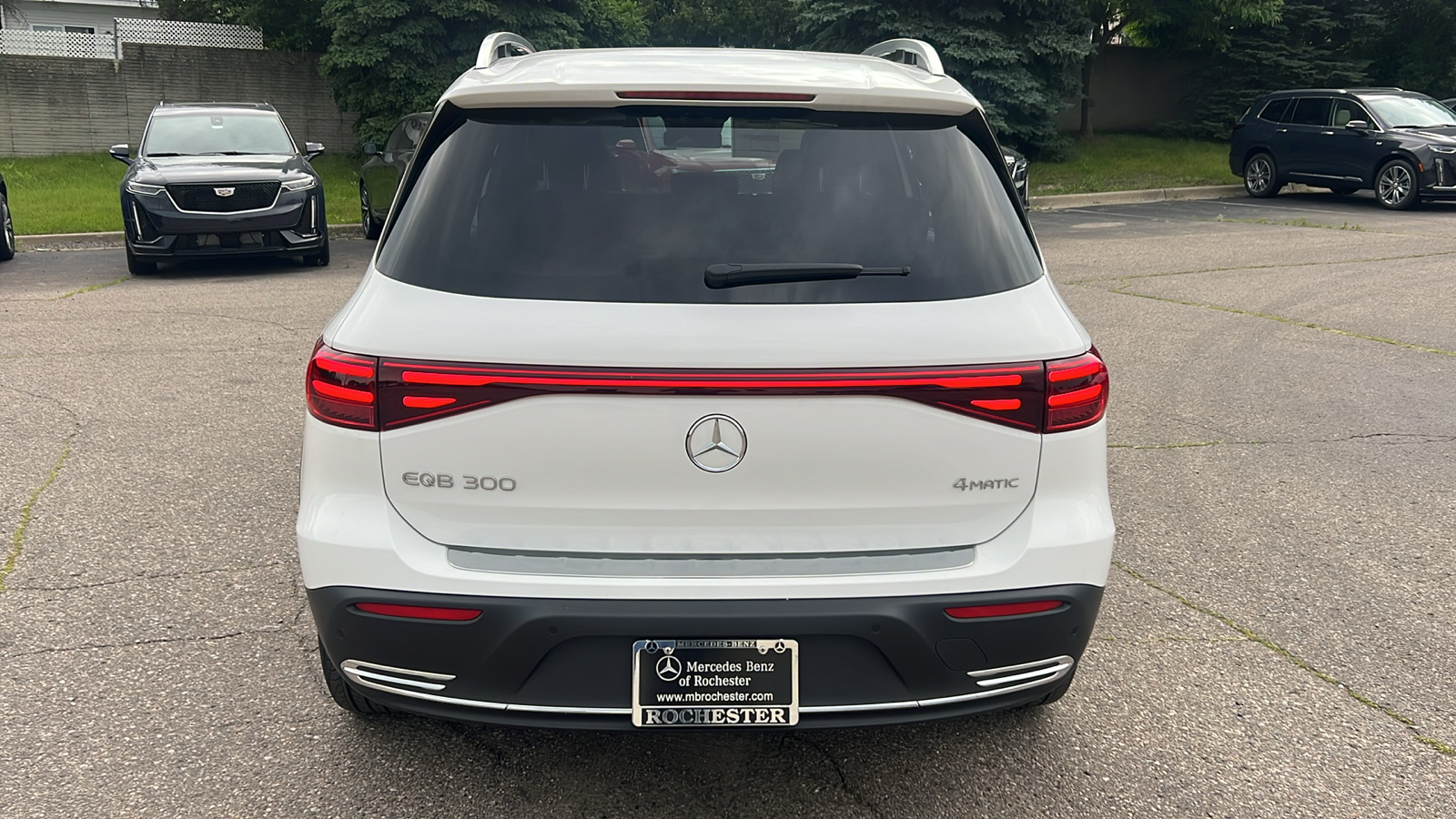 2024 Mercedes-Benz EQB 300 5