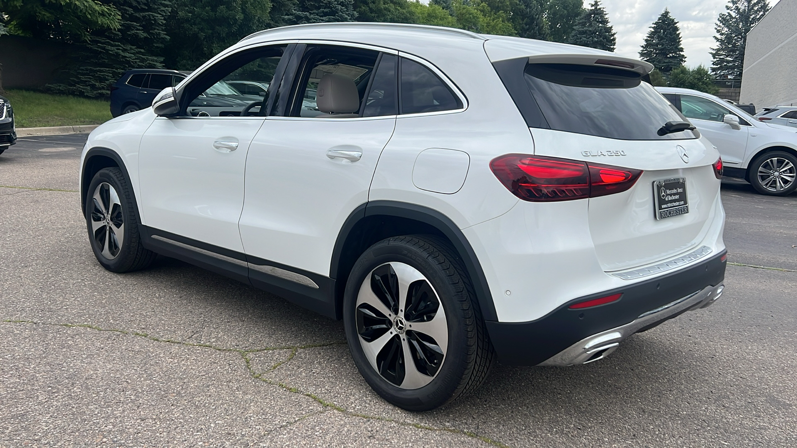 2025 Mercedes-Benz GLA GLA 250 6