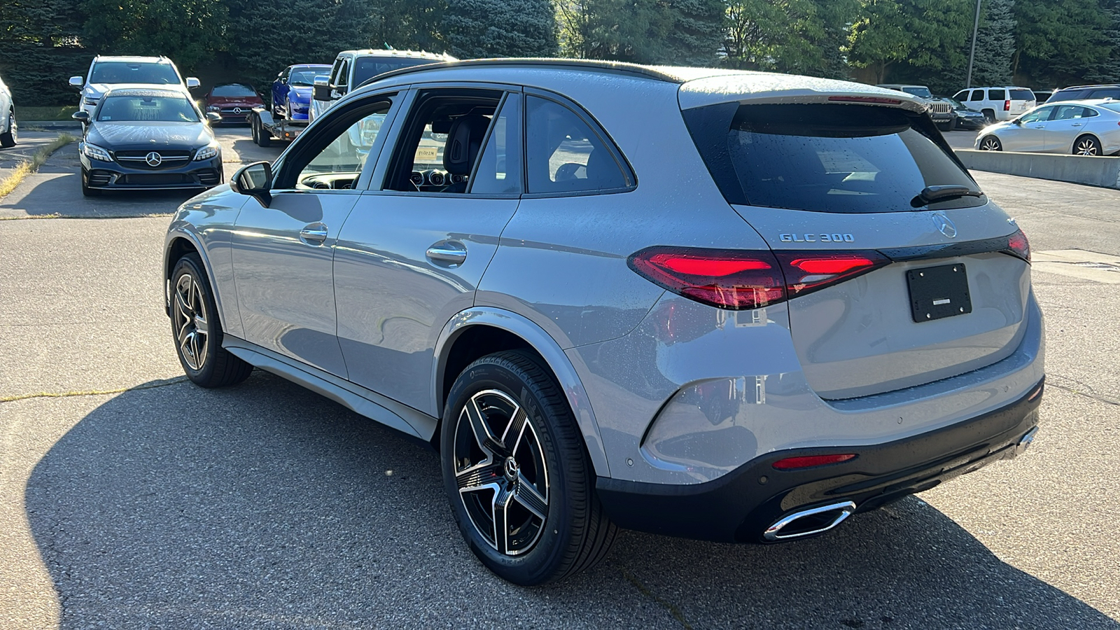 2025 Mercedes-Benz GLC GLC 300 6