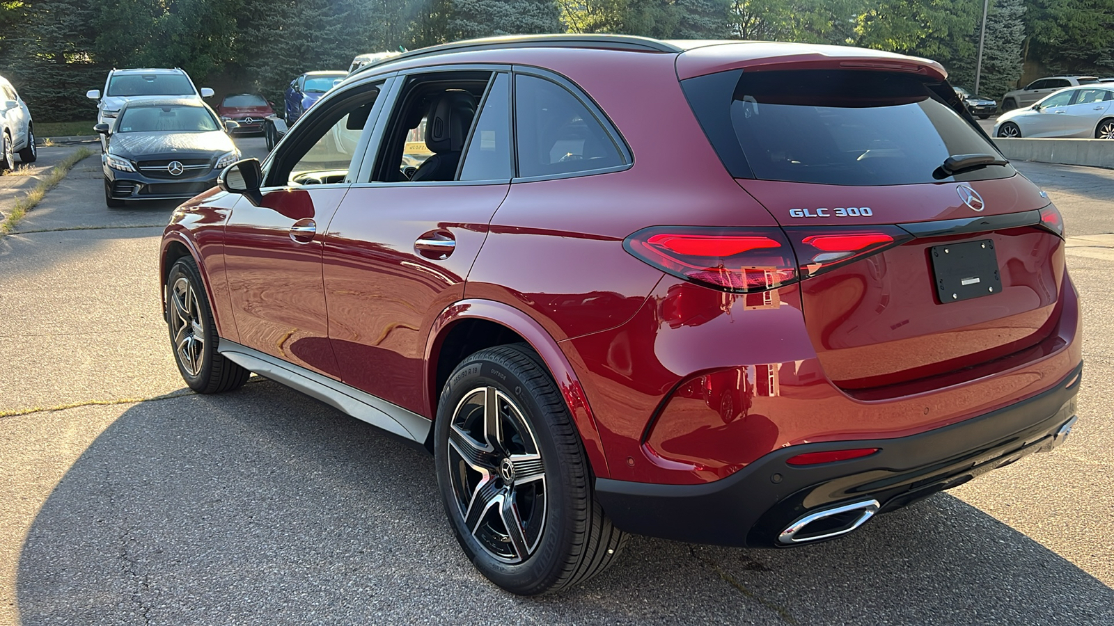 2025 Mercedes-Benz GLC  6