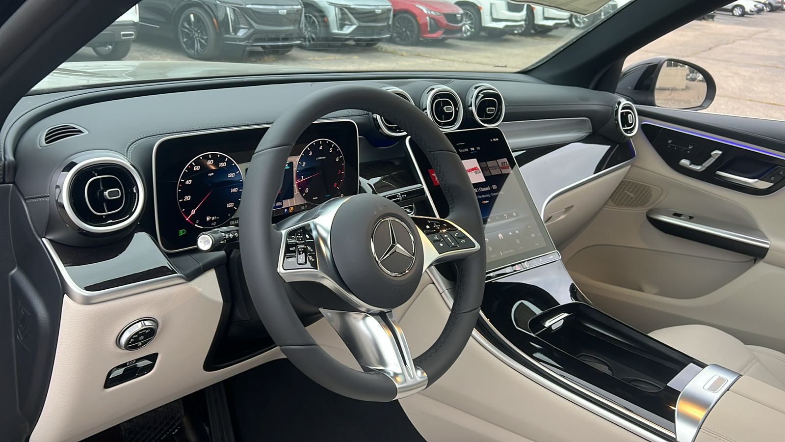 2025 Mercedes-Benz GLC GLC 300 24