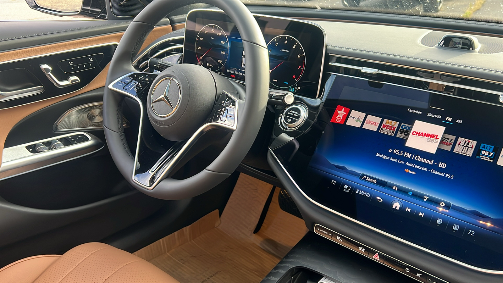 2025 Mercedes-Benz E-Class E 350 18