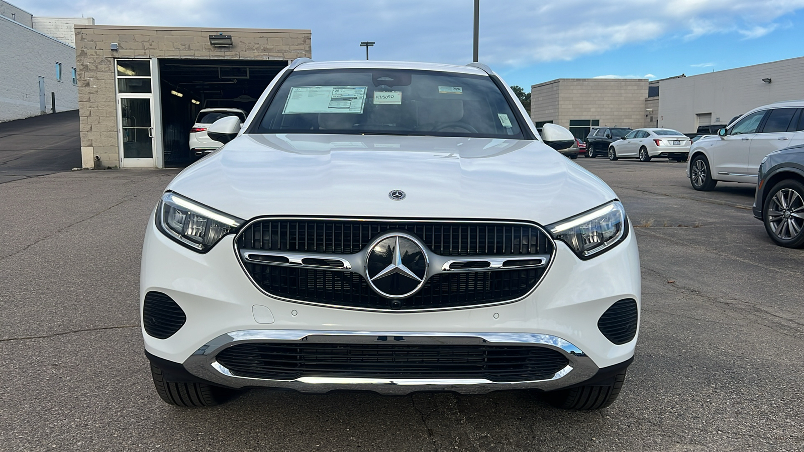 2025 Mercedes-Benz GLC GLC 300 9