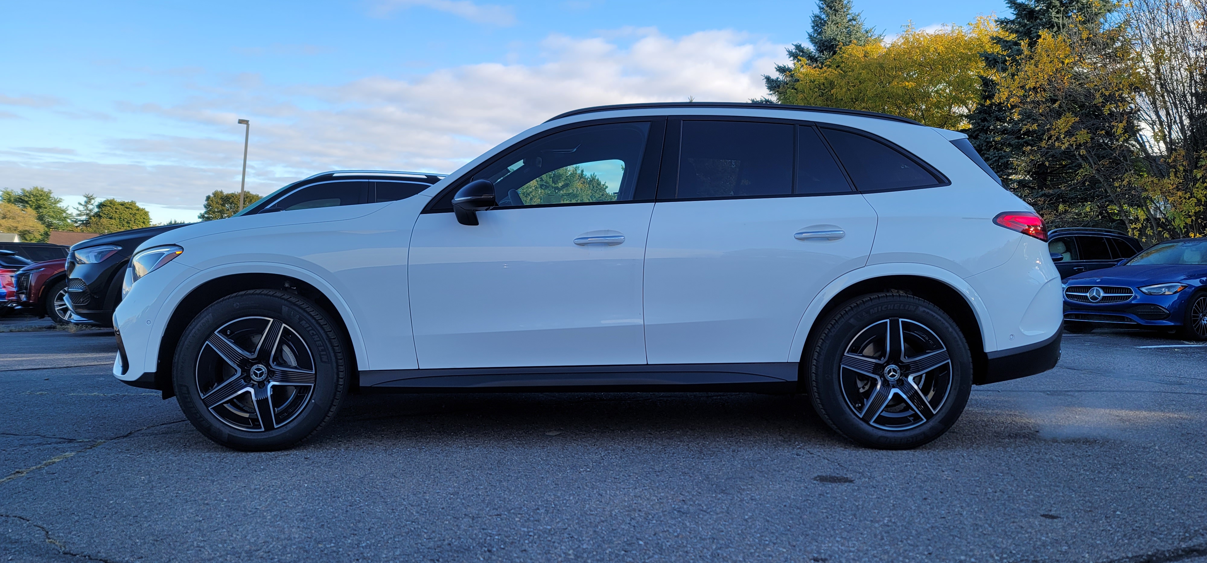 2025 Mercedes-Benz GLC GLC 300 6