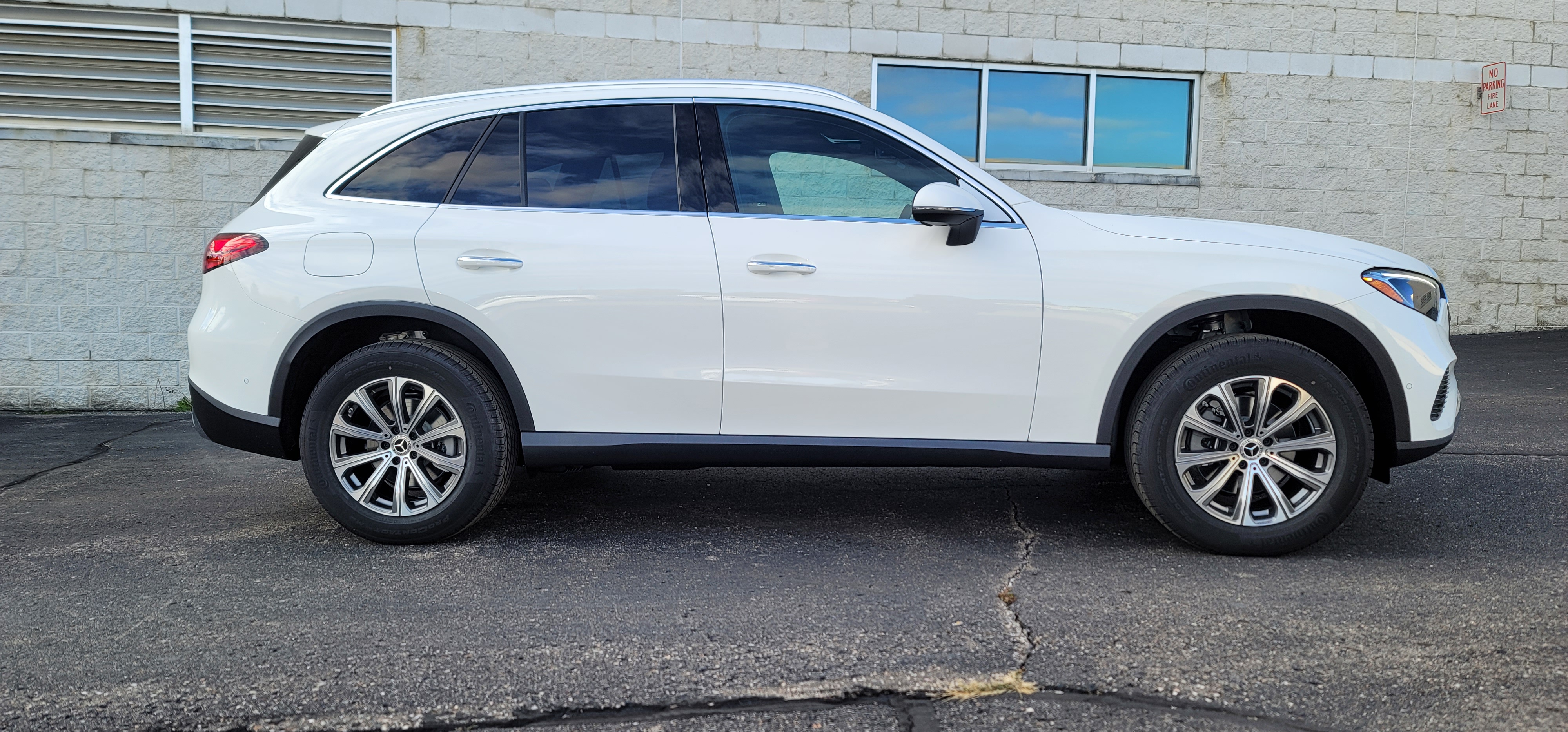 2025 Mercedes-Benz GLC GLC 300 3