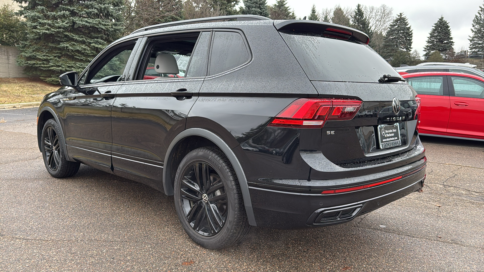 2022 Volkswagen Tiguan 2.0T SE R-Line Black 7