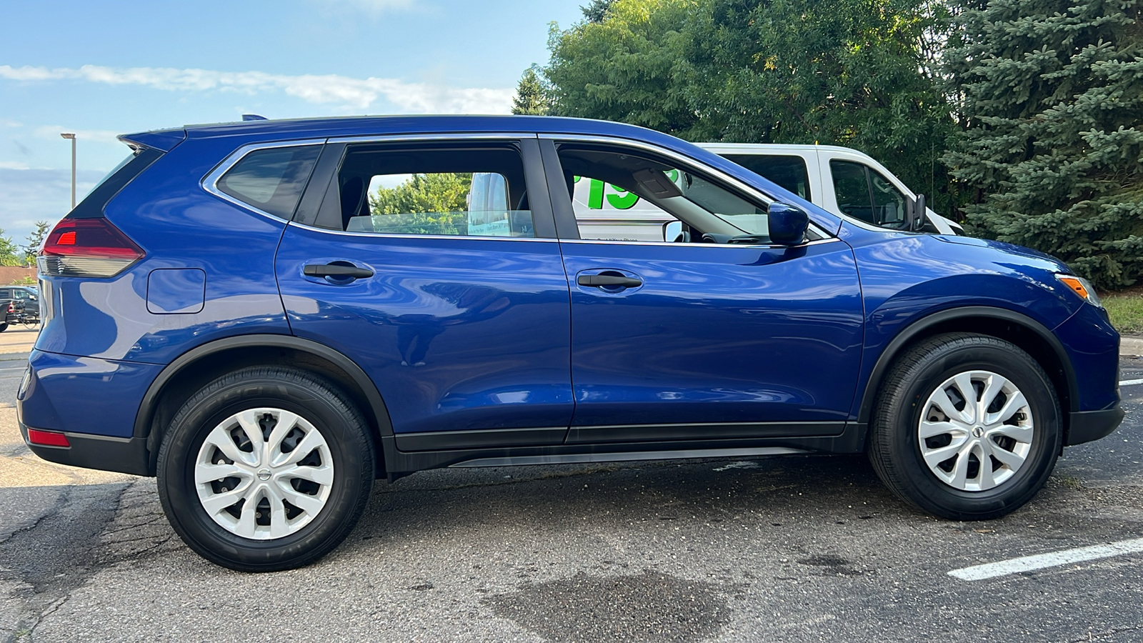 2018 Nissan Rogue S 3