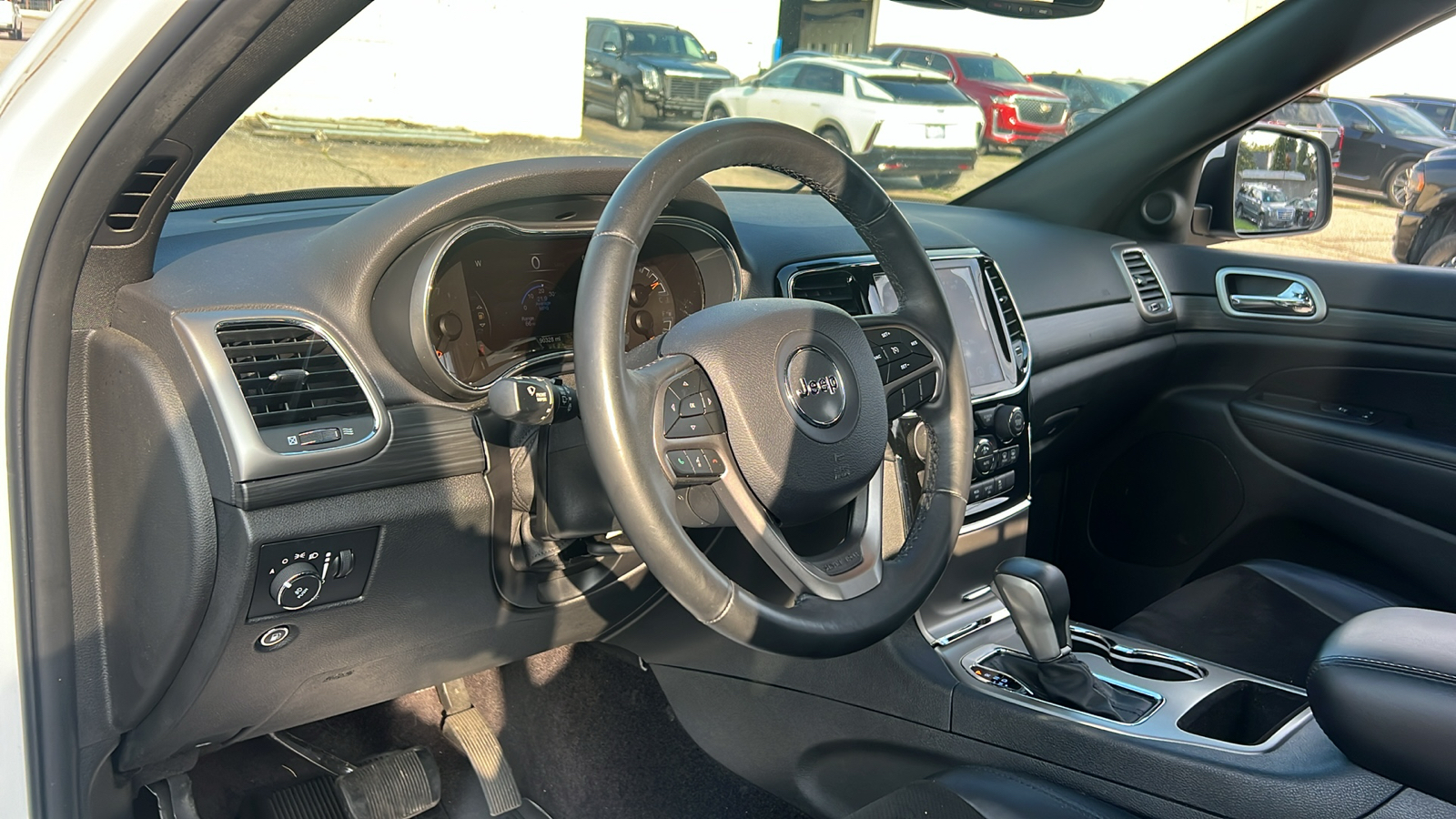 2019 Jeep Grand Cherokee Altitude 14