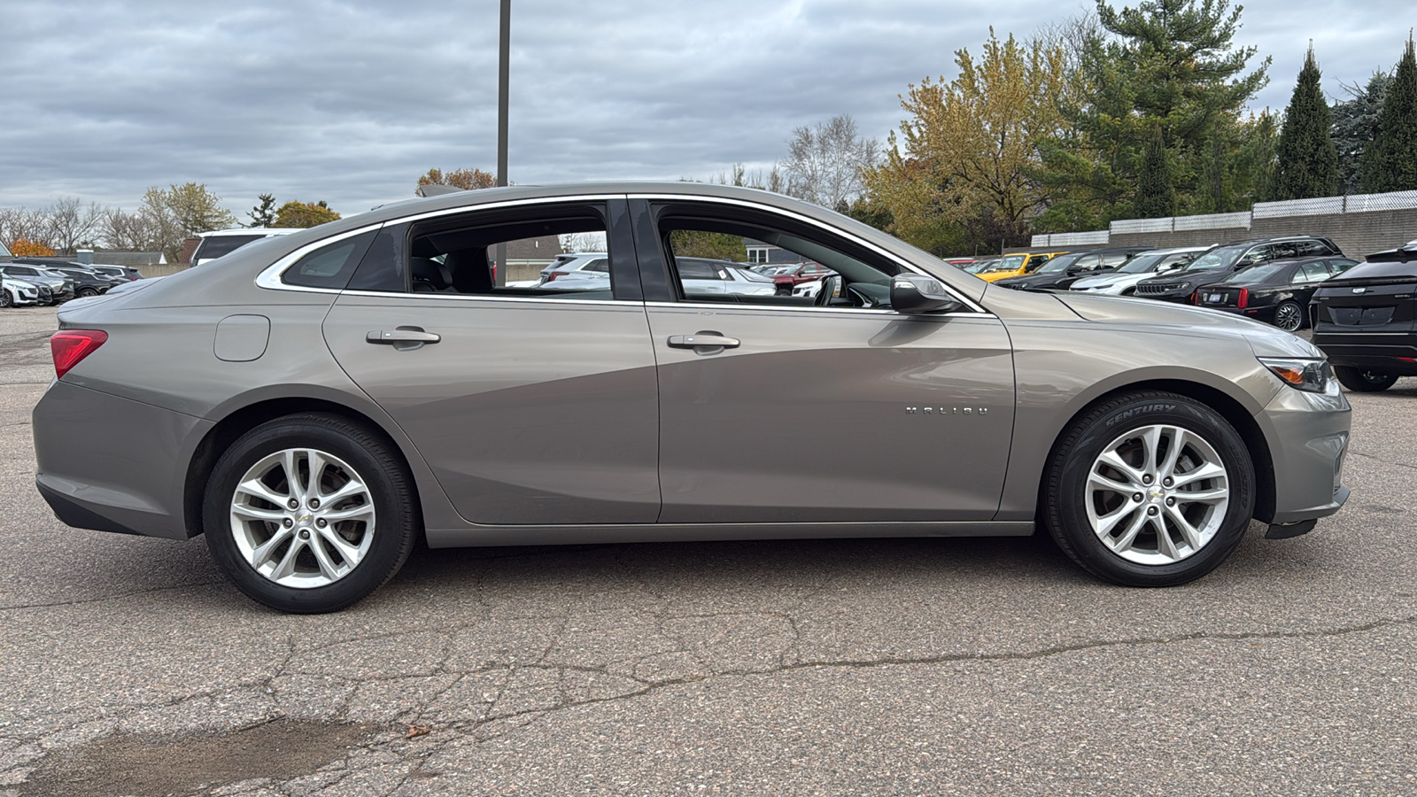 2018 Chevrolet Malibu LT 3