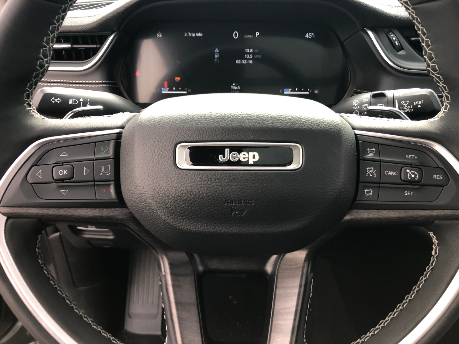 2024 Jeep Grand Cherokee Limited 9