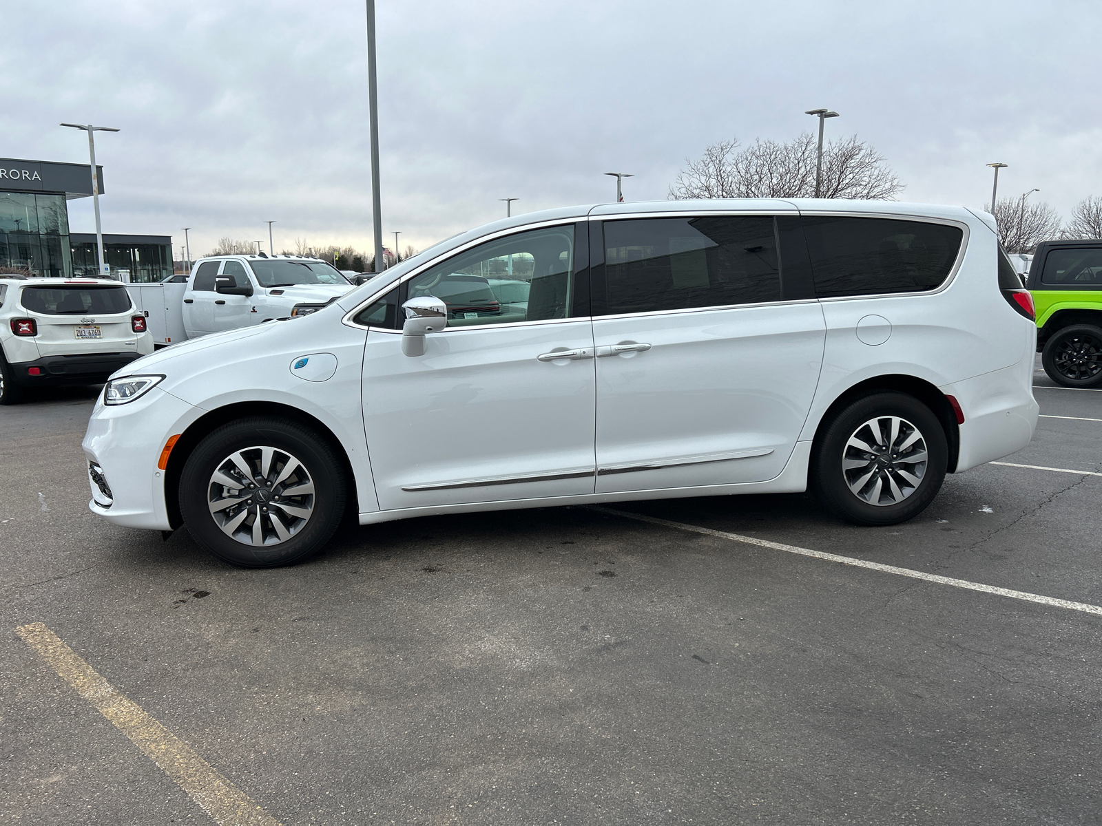 2022 Chrysler Pacifica Hybrid Limited 5