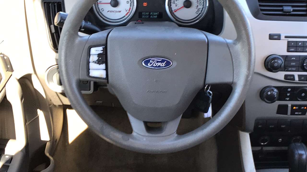 2008 Ford Focus SE 18