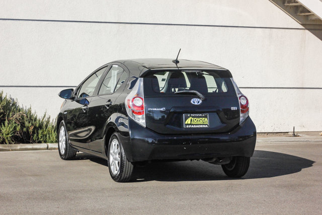 2012 TOYOTA PRIUS C FOUR 8