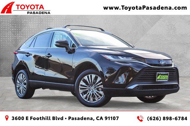 2021 TOYOTA TRUCK VENZA XLE 1