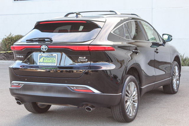 2021 TOYOTA TRUCK VENZA XLE 7