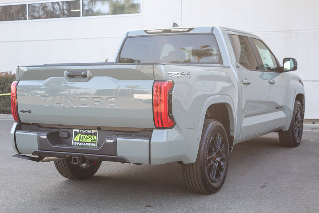 2024 TOYOTA TUNDRA 4X4 SR5 7