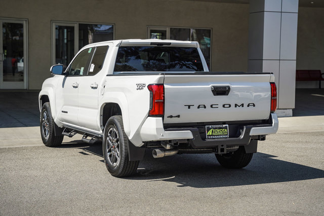 2024 TOYOTA TACOMA 4X4 TRD Sport 6