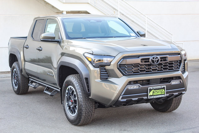 2024 TOYOTA TACOMA 4X4 TRD Off Road 3