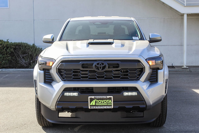 2024 TOYOTA TACOMA 4X4 TRD Sport 2