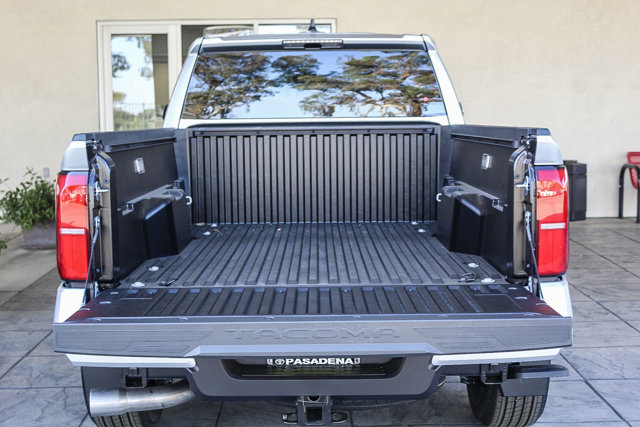 2024 TOYOTA TACOMA 4X4 TRD Sport 26