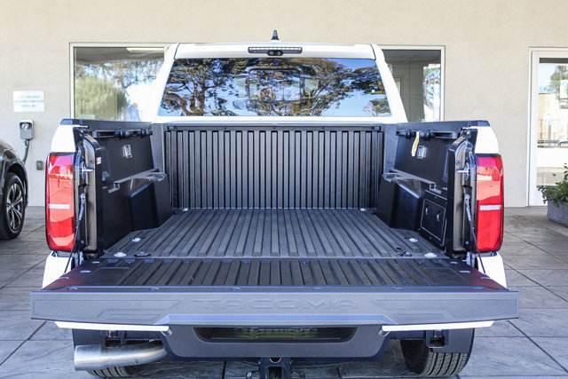 2024 TOYOTA TACOMA 4X4 TRD Sport 27