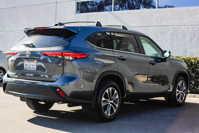 2022 TOYOTA TRUCK HIGHLANDER XLE 6