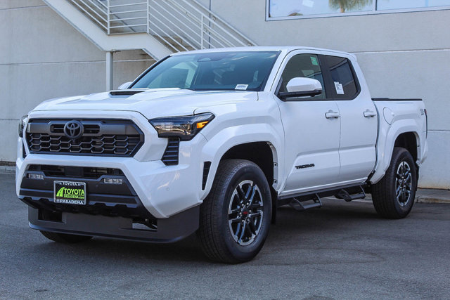 2024 TOYOTA TACOMA 4X4 TRD Sport 3