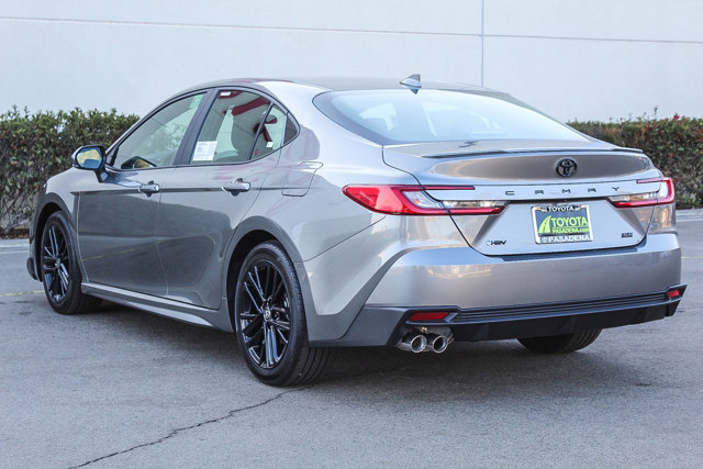 2025 TOYOTA CAMRY HYBRID SE 5