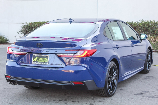 2025 TOYOTA CAMRY HYBRID SE 7