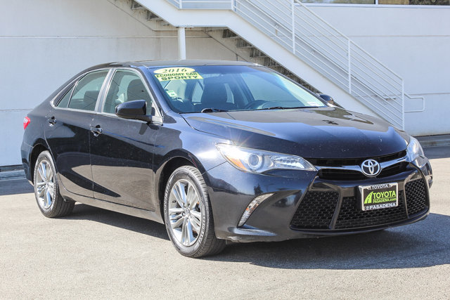 2016 TOYOTA CAMRY SE 3