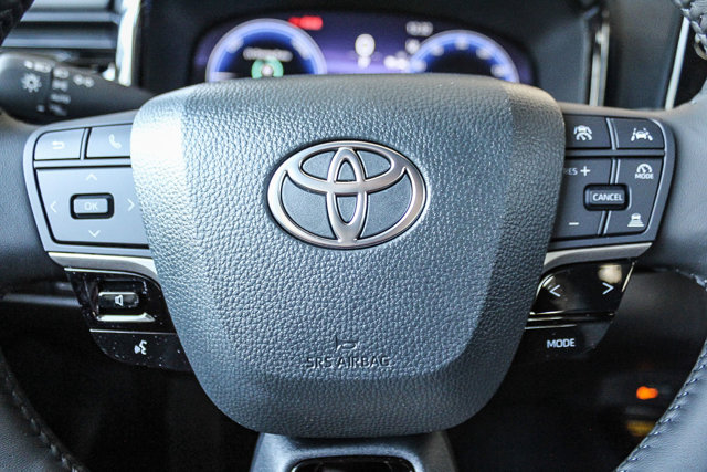 2025 TOYOTA CAMRY HYBRID XSE 19