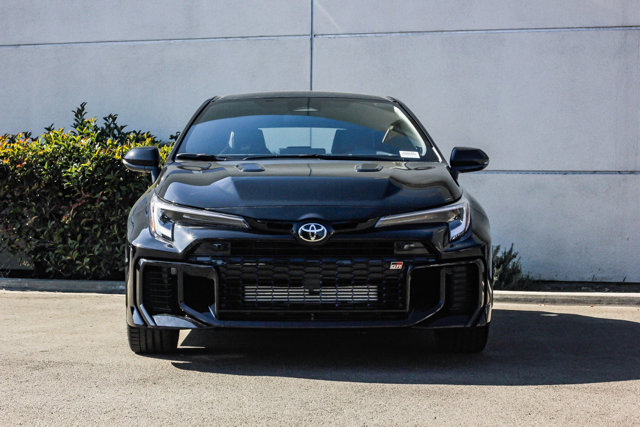 2025 TOYOTA GR COROLLA Premium Plus 2