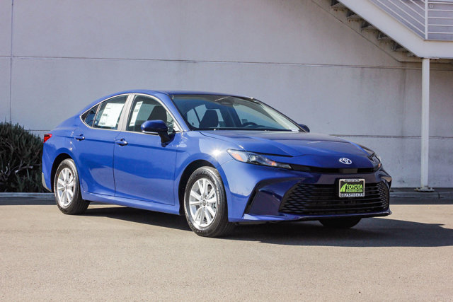 2025 TOYOTA CAMRY HYBRID LE 3