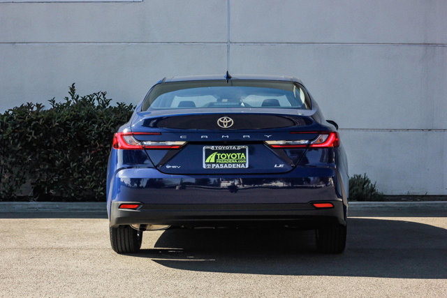 2025 TOYOTA CAMRY HYBRID LE 7