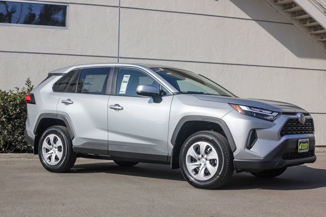 2025 TOYOTA RAV4 LE 3