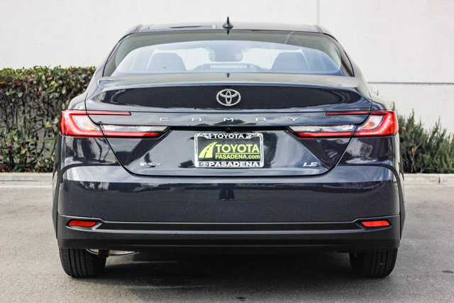 2025 TOYOTA CAMRY HYBRID LE 7