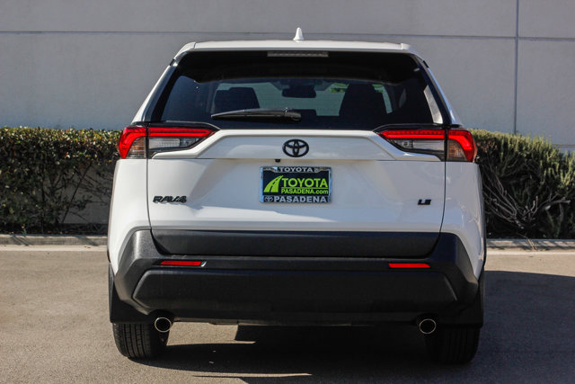 2024 TOYOTA TRUCK RAV4 LE 7